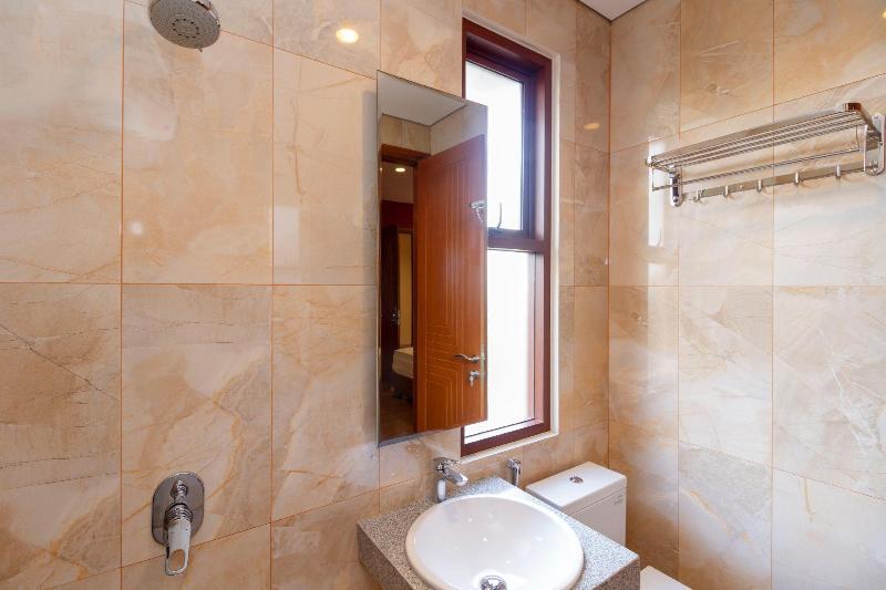 Reddoorz Plus @ Cbd Bintaro South Tangerang Экстерьер фото